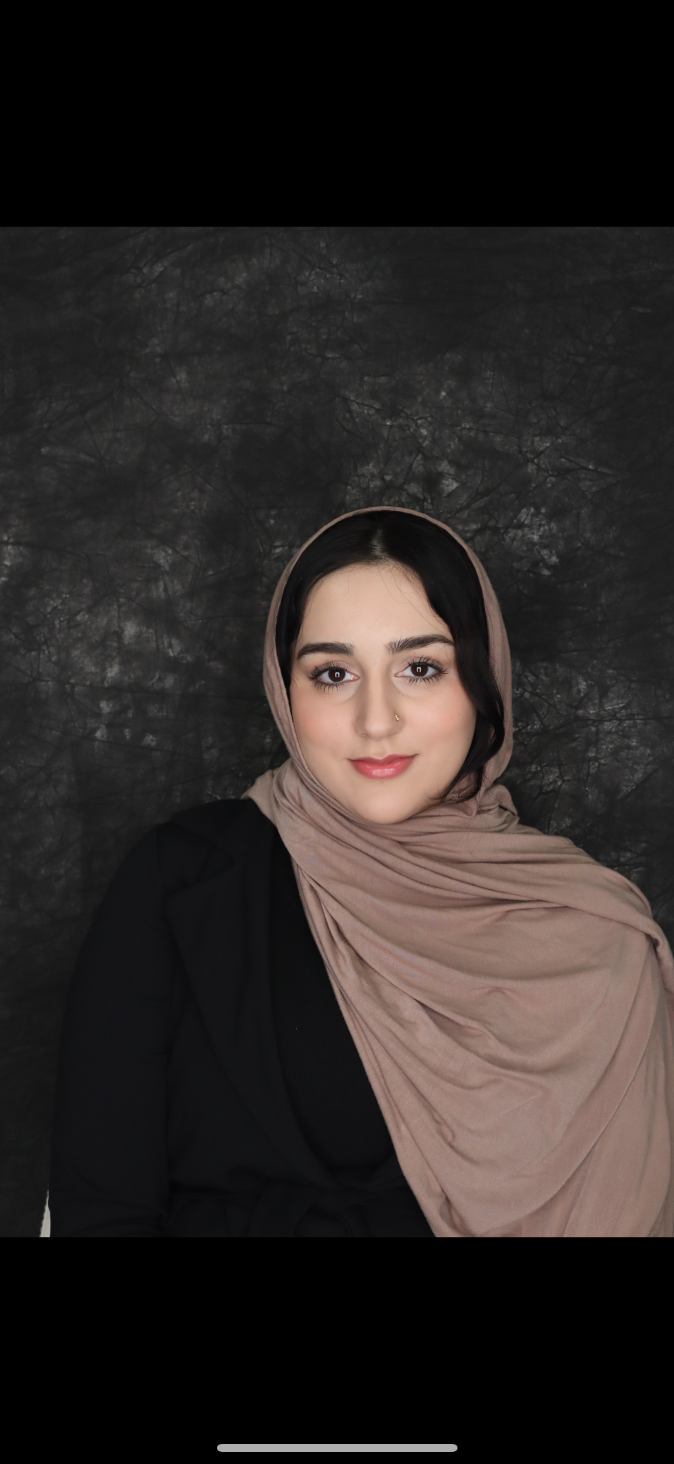 Esha Darr